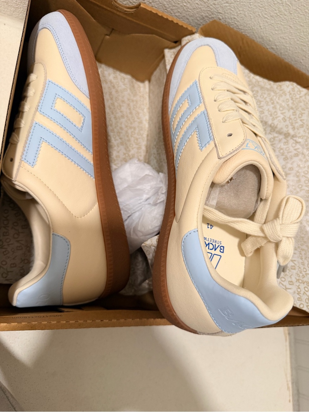 Retro-Inspired Beige & Light Blue Suede Trainer - Picture 2 of 5